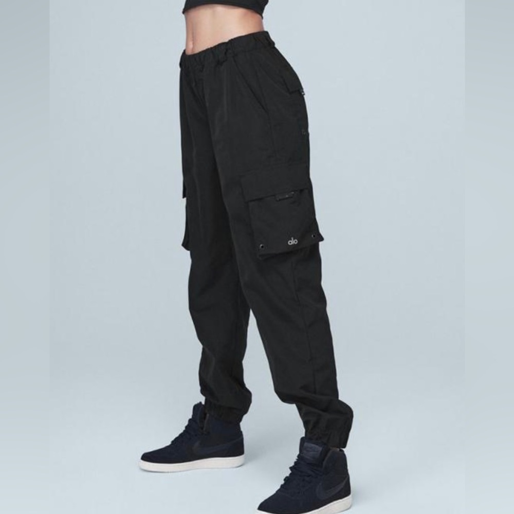 Alo black pants. Size S